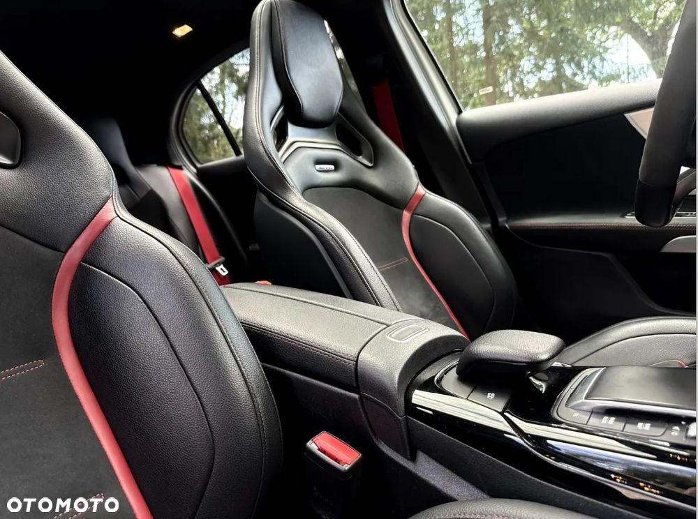 Mercedes-Benz Klasa A 45 S AMG 4-Matic 8G-DCT - 25