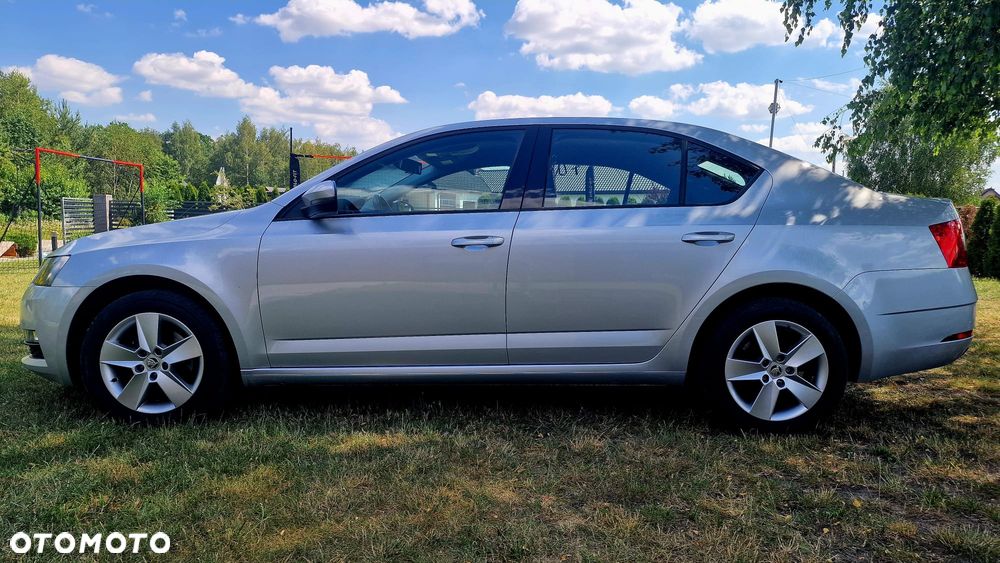 Skoda Octavia 1.5 TSI GPF ACT Style DSG - 9