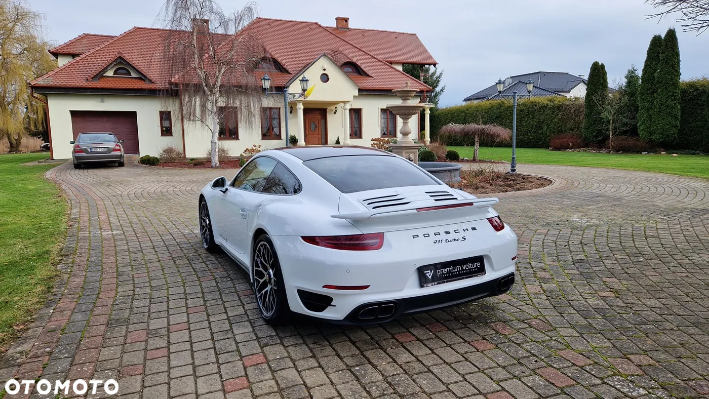 Porsche 911 Turbo S - 5