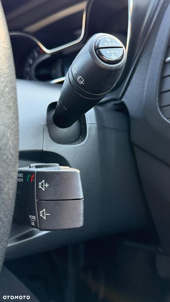 Renault Captur 0.9 Energy TCe Limited - 15