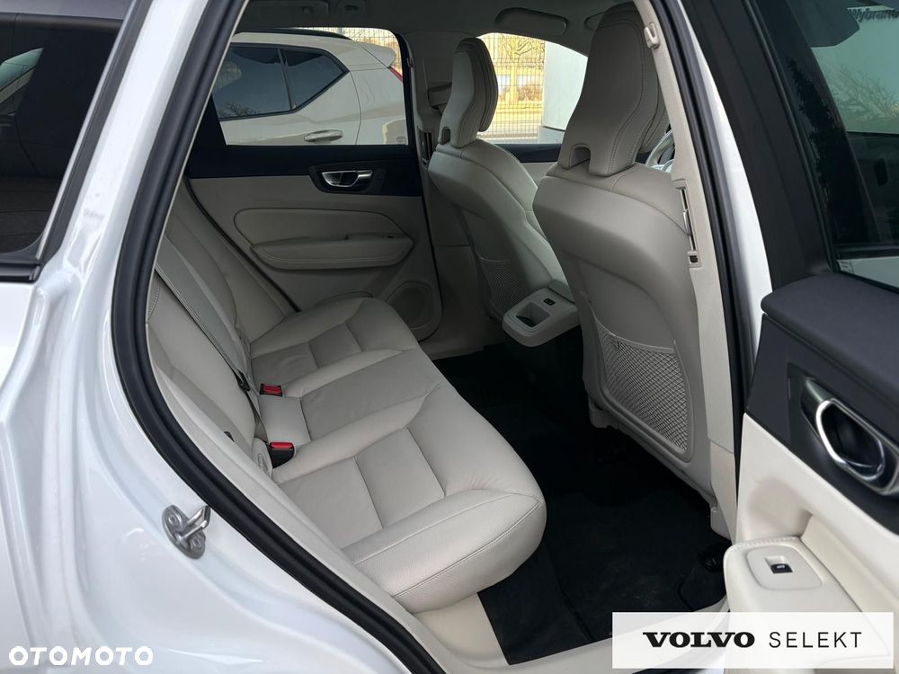 Volvo XC 60 - 16