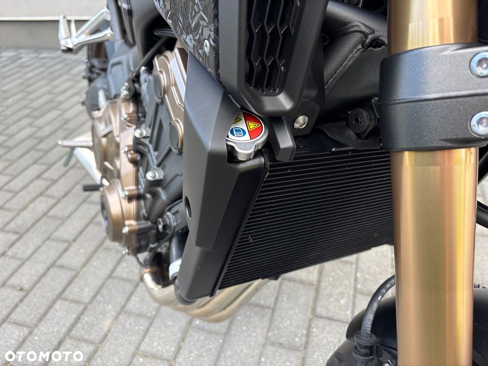 Honda CB - 28