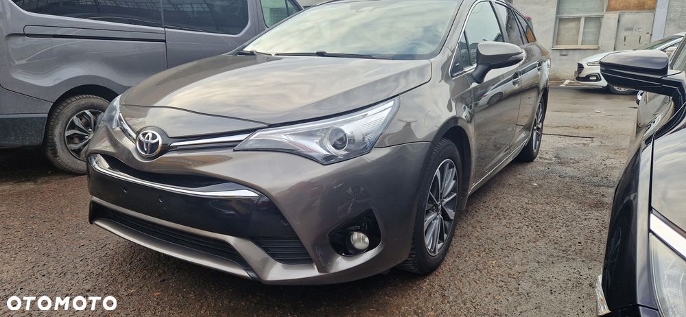 Toyota Avensis Touring Sports 1.8 Multidrive S Edition-S - 1