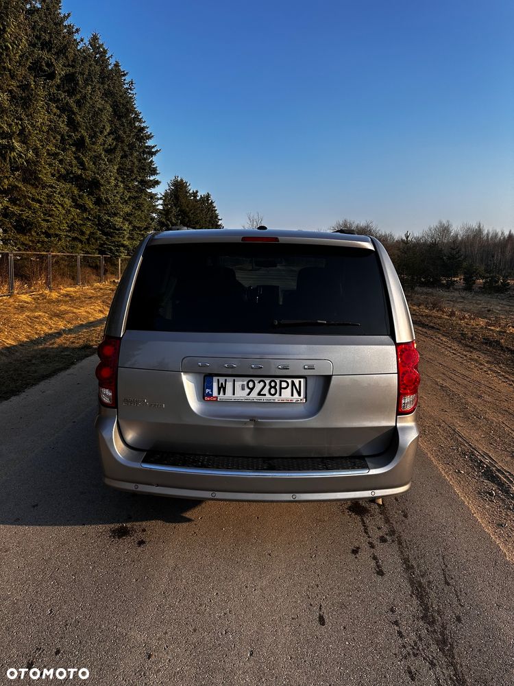 Dodge Grand Caravan 3.6 R/T - 5