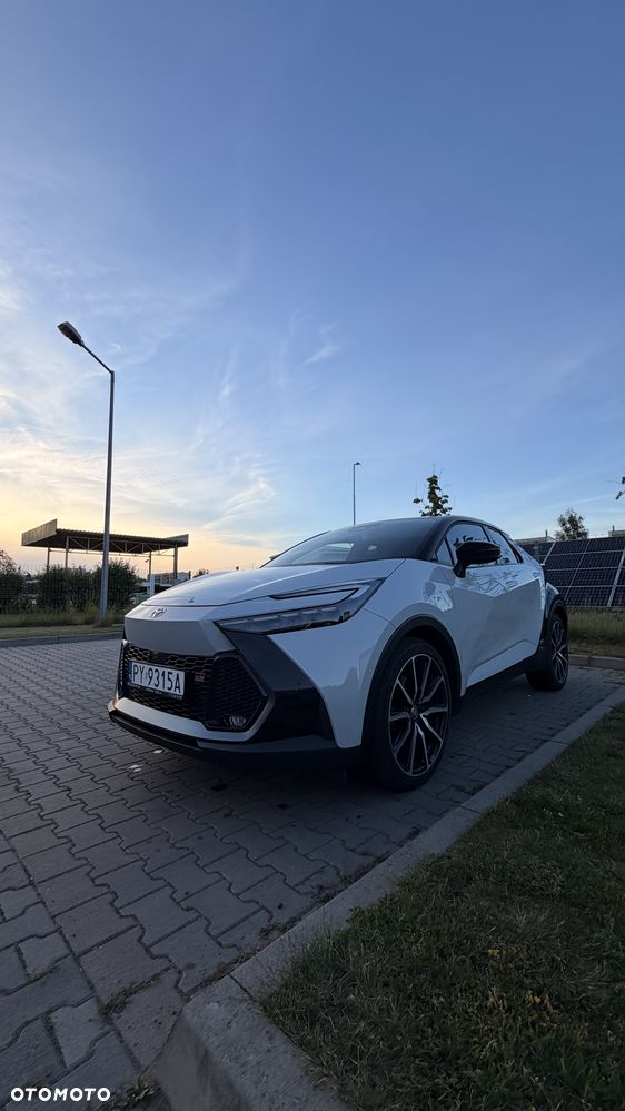 Toyota C-HR+ - 23