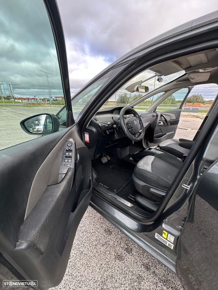 Citroën C4 Grand Picasso - 11