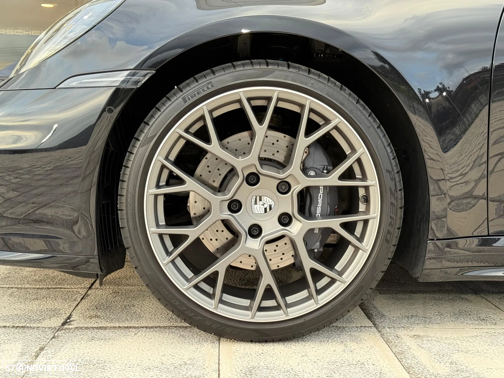 Porsche 911 (992) Carrera - 36