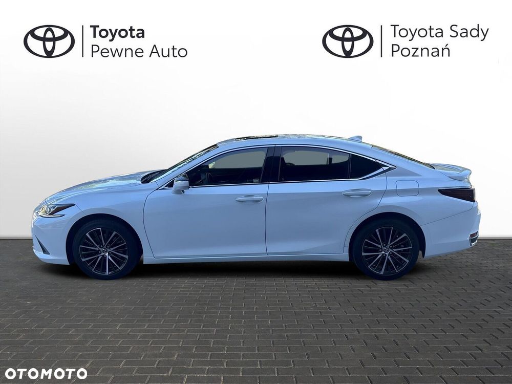 Lexus ES 300h Business Edition - 6