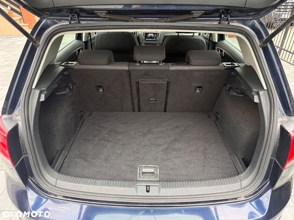 Volkswagen Golf 2.0 BlueTDI Comfortline - 19