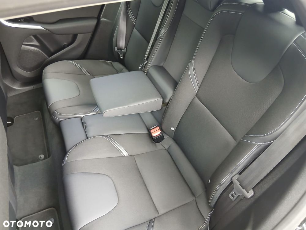 Volvo V40 D2 - 30