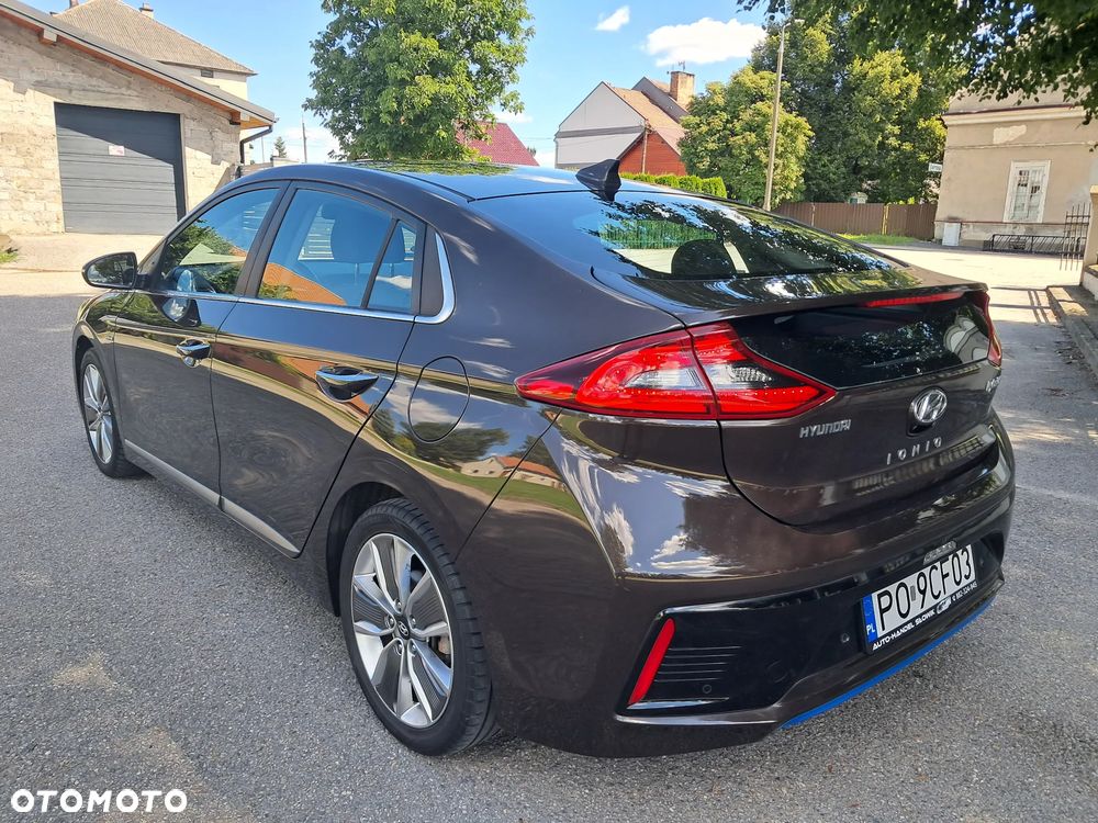 Hyundai IONIQ Hybrid Premium - 20