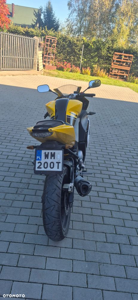Yamaha YZF - 3
