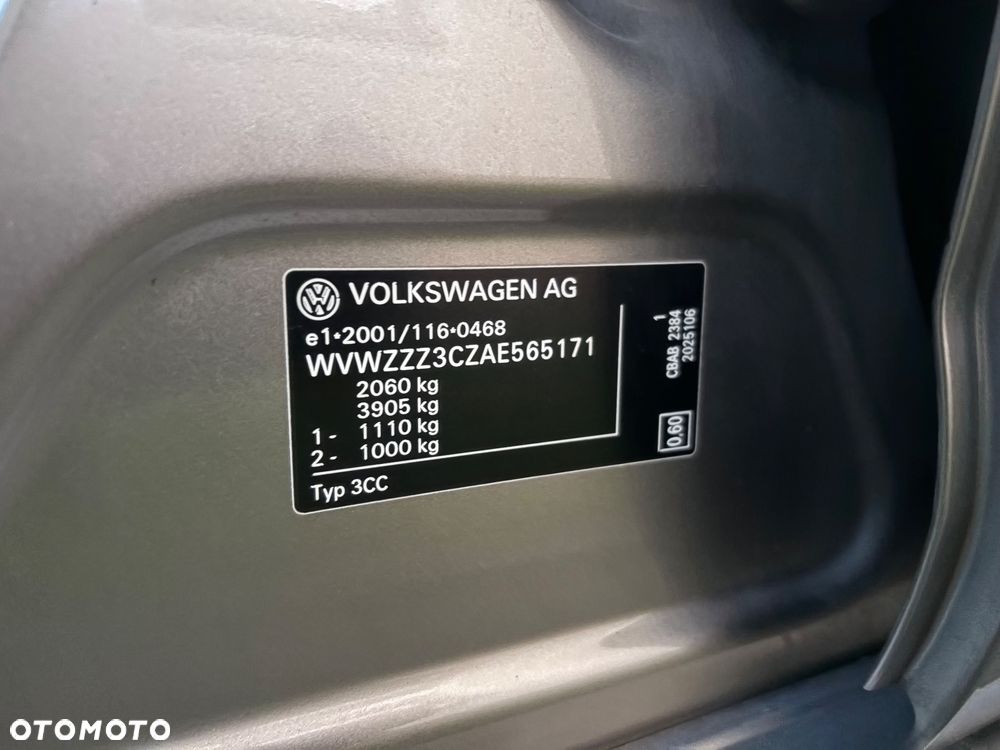 Volkswagen Passat CC - 20