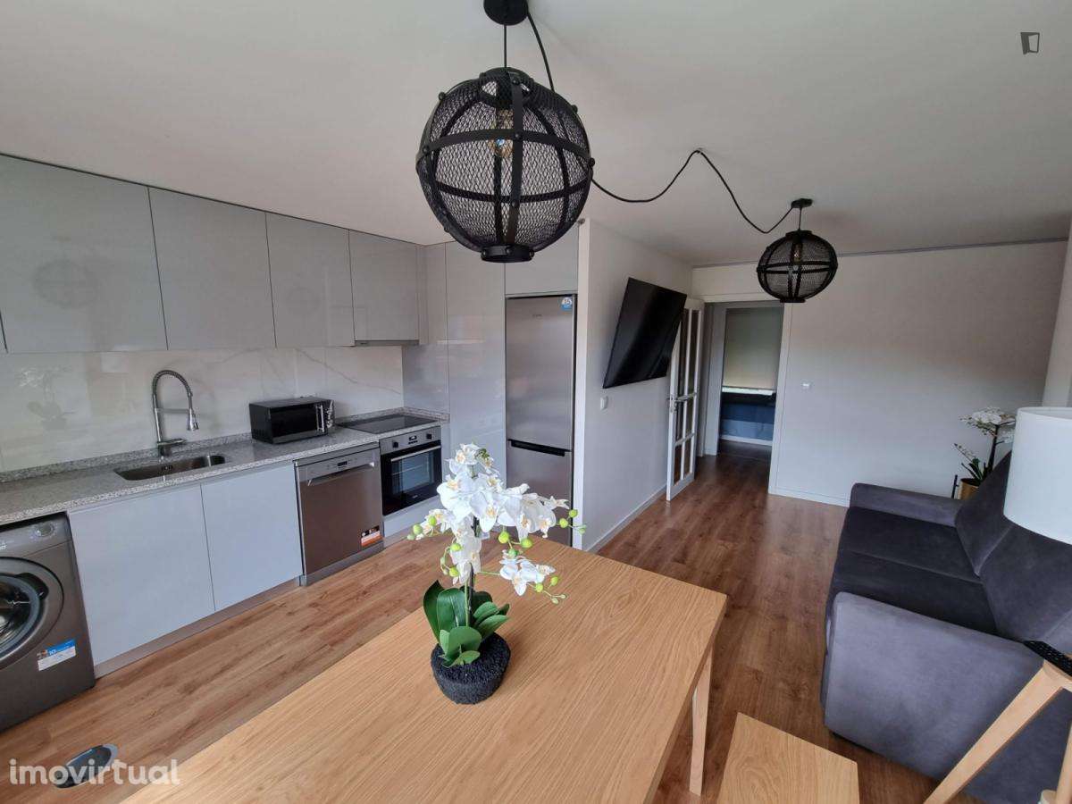 Quarto - localizado em Senhora da Hora Porto - Grande imagem: 3/20