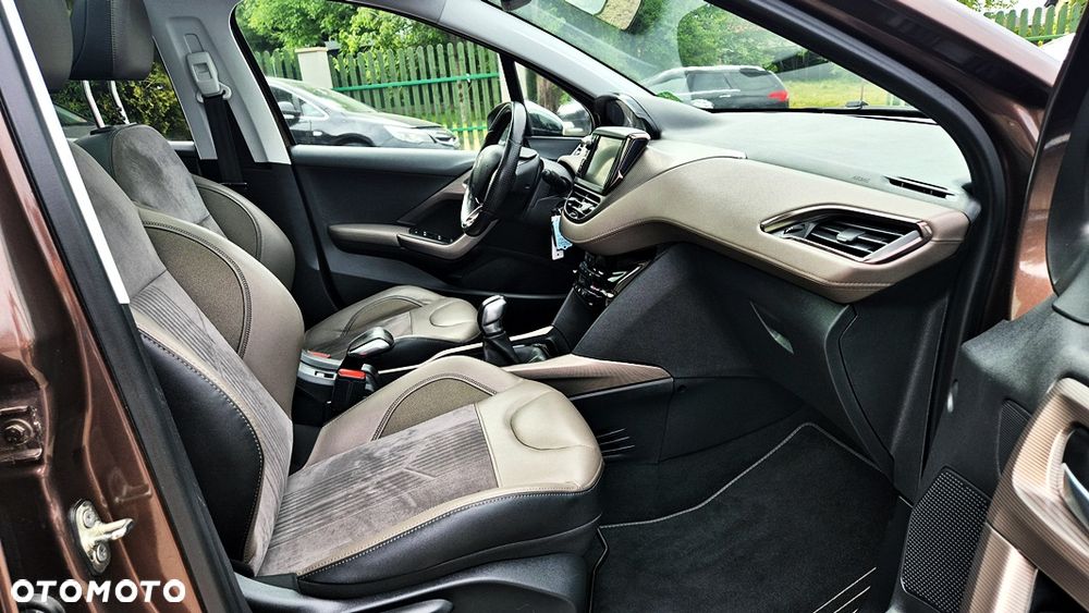 Peugeot 2008 1.6 VTi Allure - 38