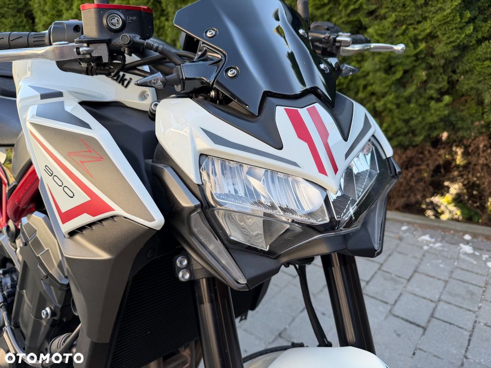Kawasaki Z 900 - 11