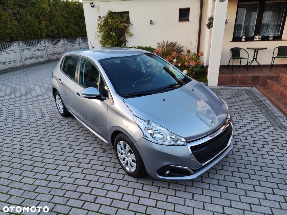 Peugeot 208 82 VTI Allure - 1
