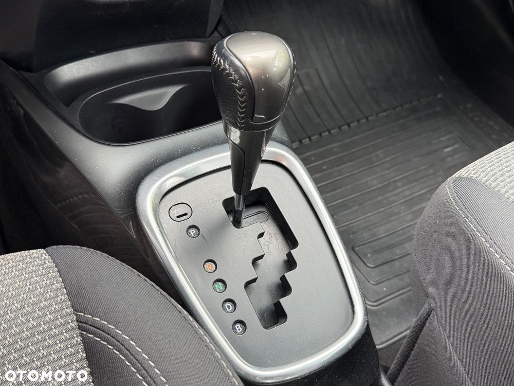 Toyota Yaris - 21