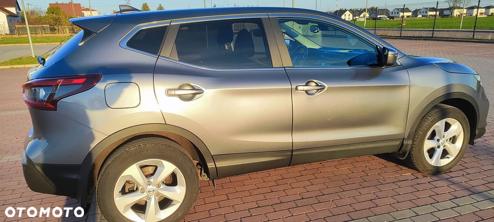 Nissan Qashqai 1.2 DIG-T N-Vision - 24