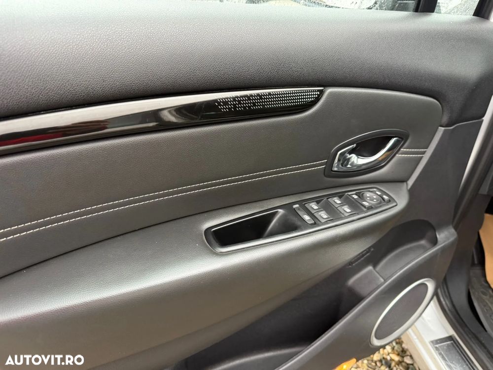 Renault Megane ENERGY dCi 110 Start & Stop Paris Business - 10