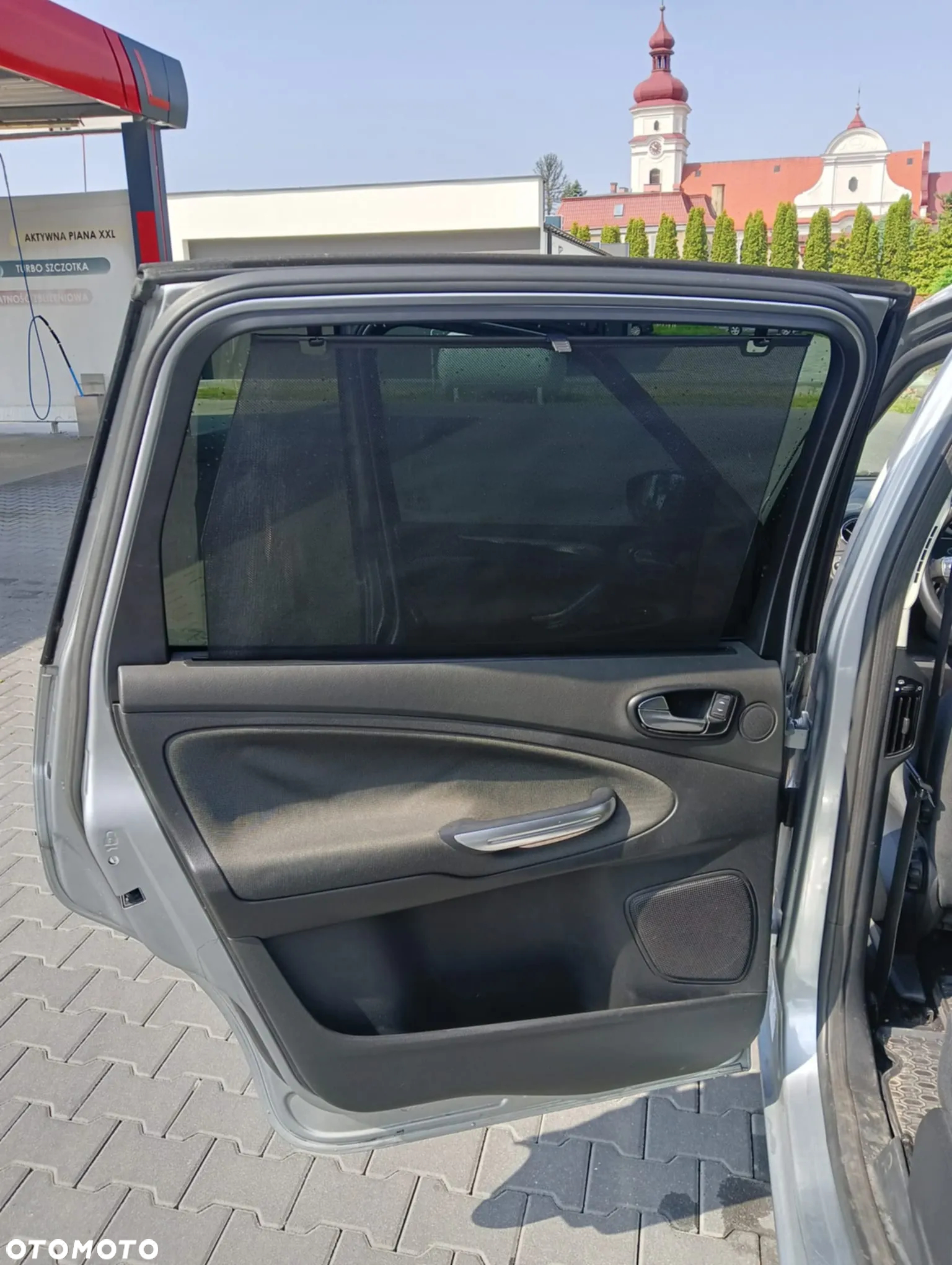 Ford S-Max - 17