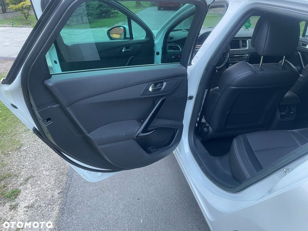 Peugeot 508 HDi FAP 140 Allure - 12