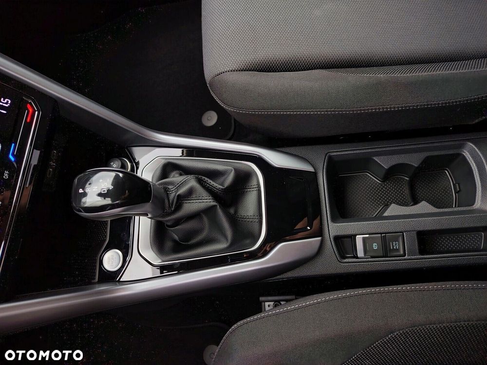 Volkswagen T-Roc - 17