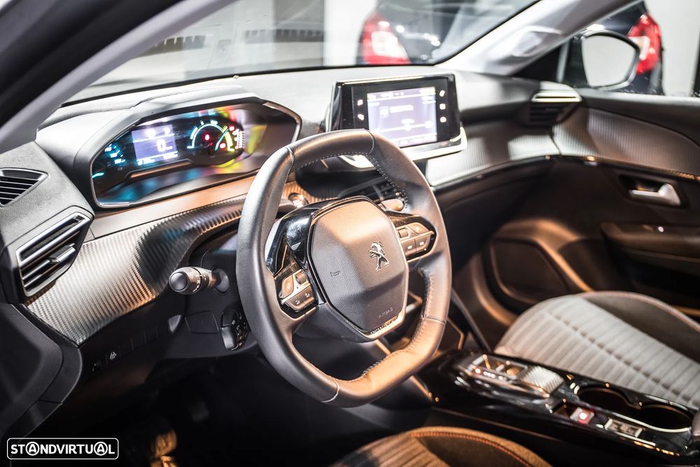 Peugeot e-208 Active - 7