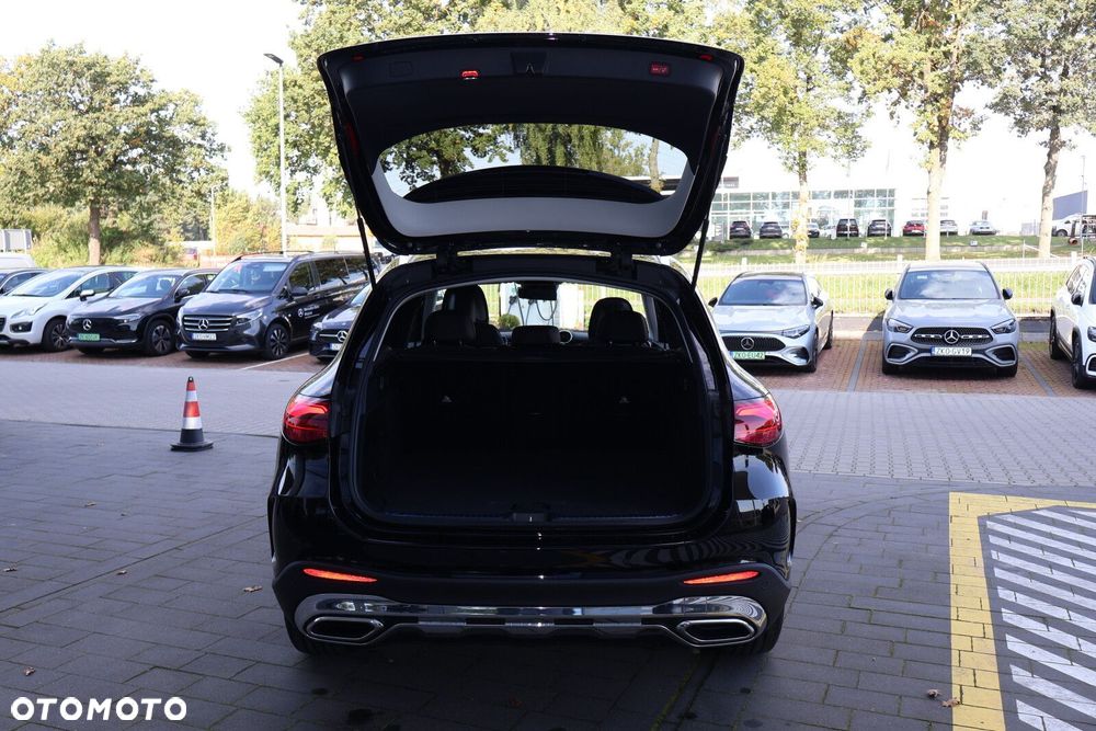Mercedes-Benz GLC - 8