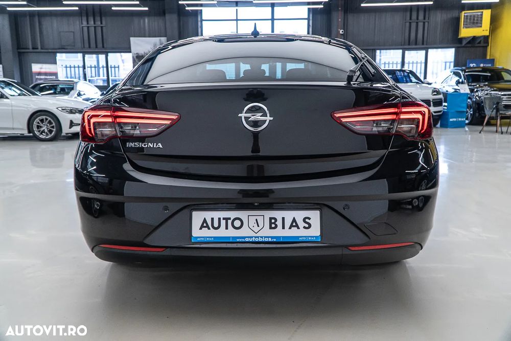 Opel Insignia Grand Sport 1.5 Turbo Start/Stop Innovation - 26