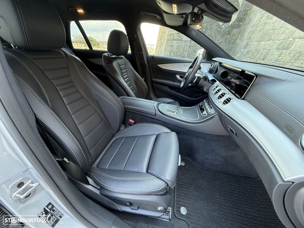 Mercedes-Benz E 300 de AMG Line - 25