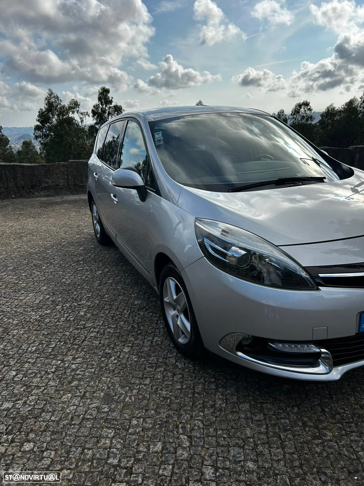 Renault Grand Scénic ENERGY dCi 110 Start & Stop Dynamique - 2