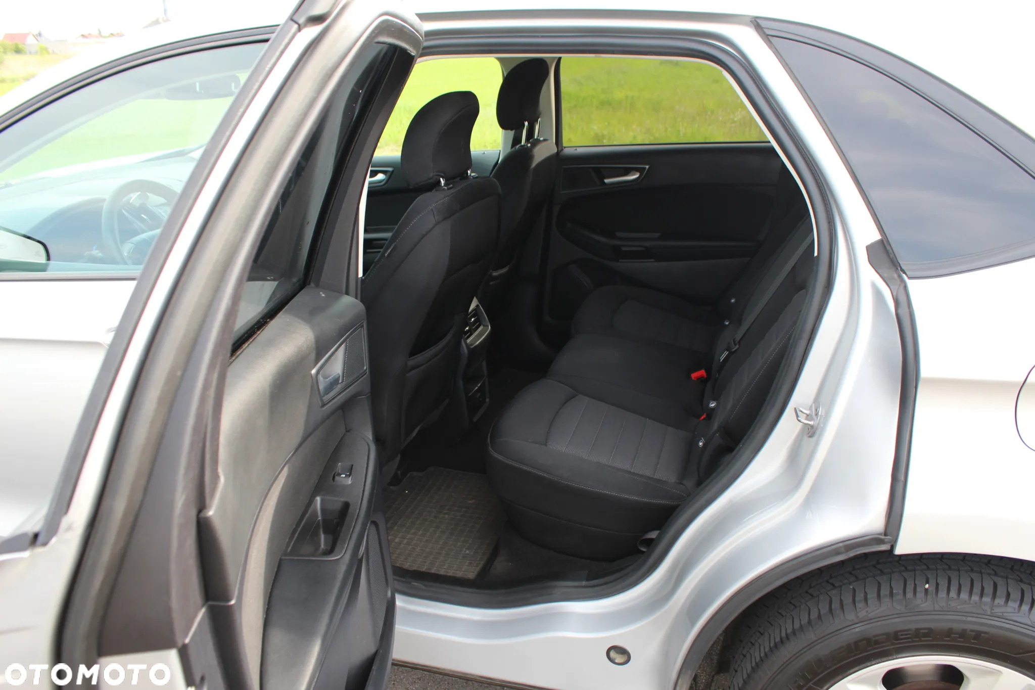 Ford Edge - 10