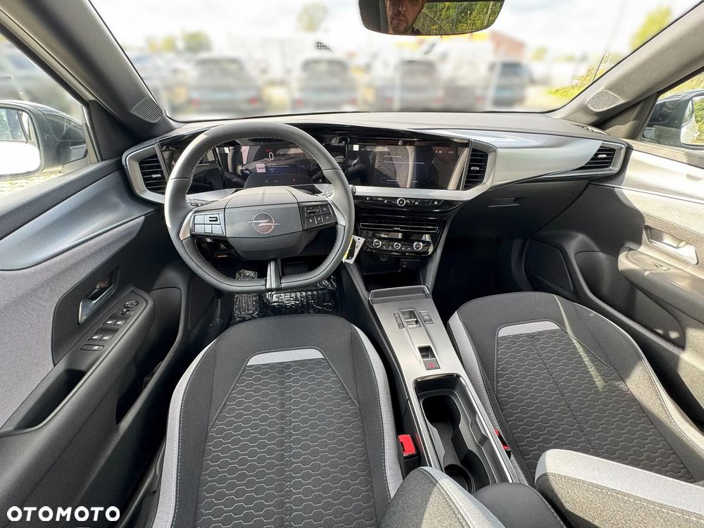 Opel Mokka 1.2 T Edition S&S - 10