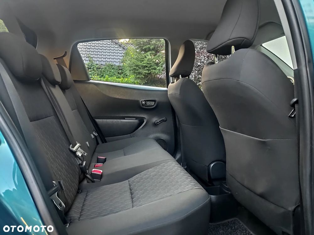 Toyota Yaris - 11