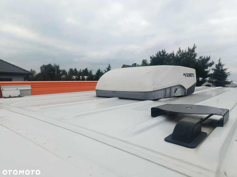 Volkswagen Crafter - 2