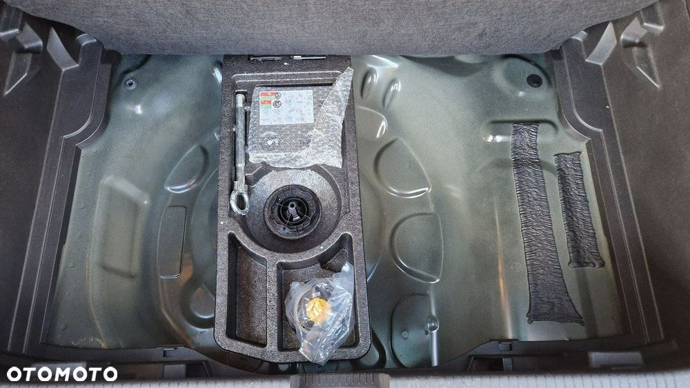 Opel Crossland X - 16