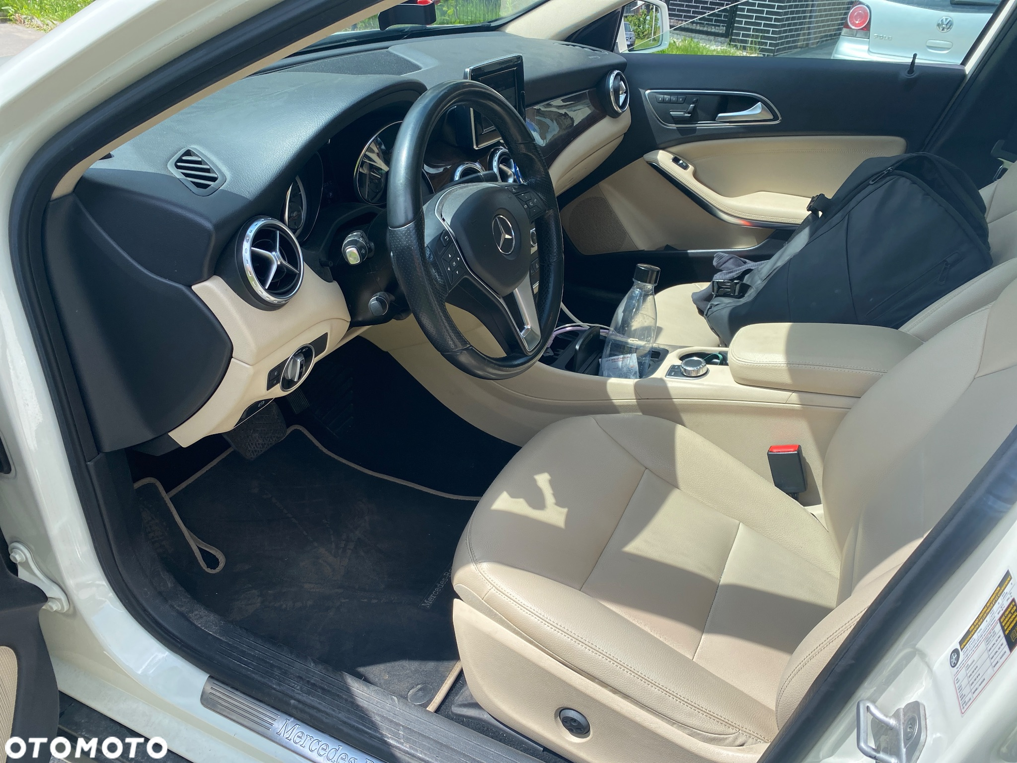 Mercedes-Benz GLA 250 4Matic 7G-DCT - 11