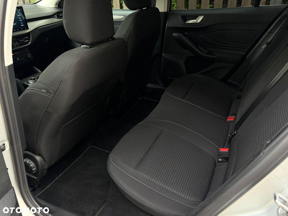 Ford Focus 1.5 EcoBlue Titanium X - 13