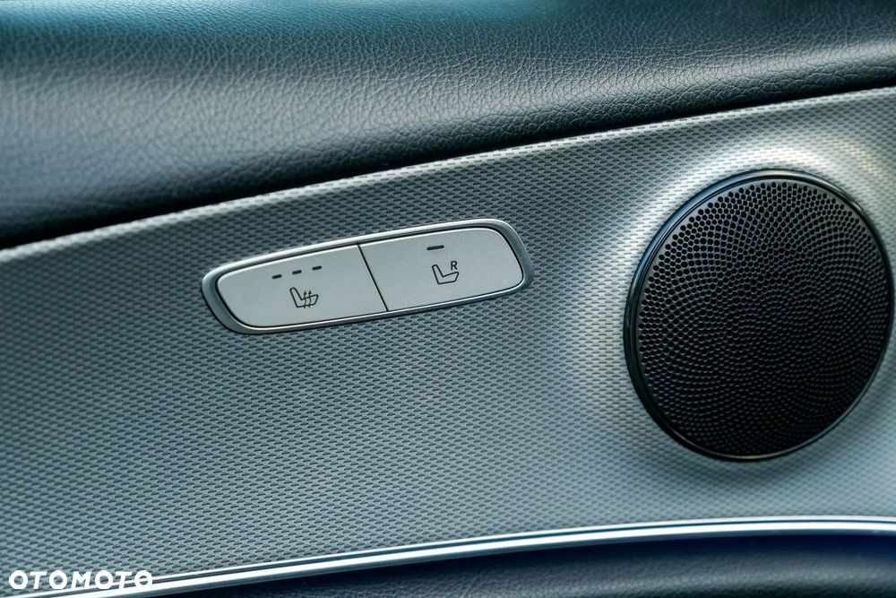Mercedes-Benz Klasa E 220 d 9G-TRONIC - 13