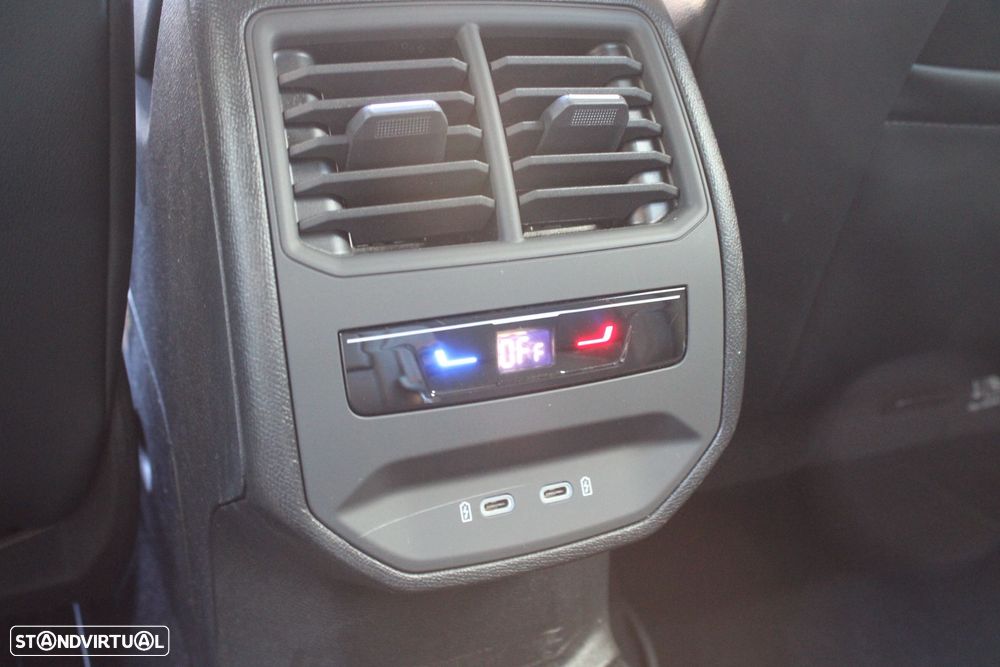 Cupra Leon Sportstourer 1.4 e-Hybrid (180 kW System) VZ - 31