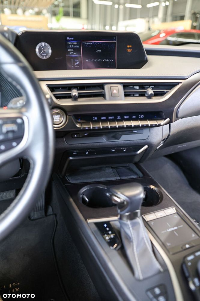 Lexus UX 200 GPF F Impression 2WD - 20
