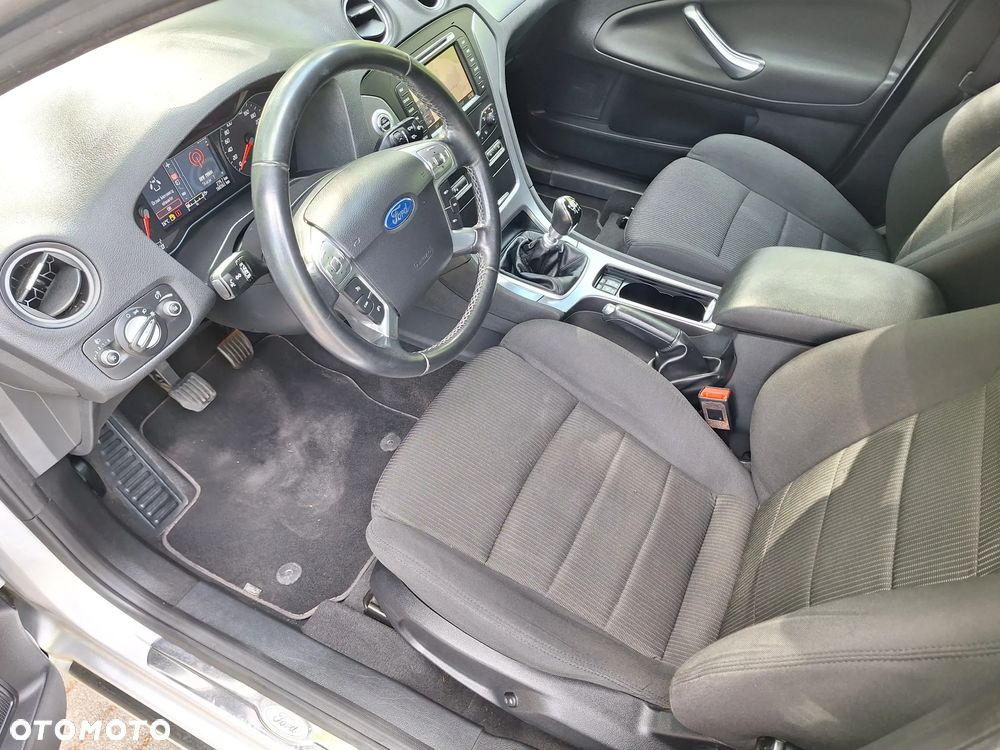 Ford Mondeo 2.0 TDCi Business Edition - 18