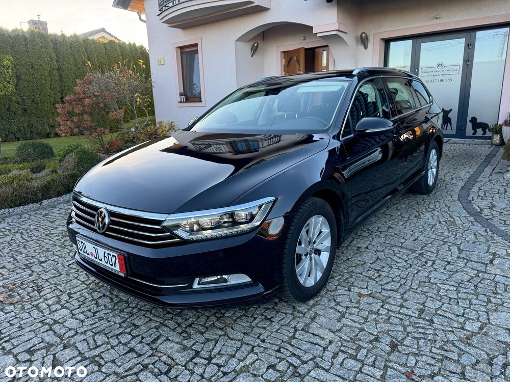 Volkswagen Passat ver-2-0-tdi-scr-dsg-comfortline - 1