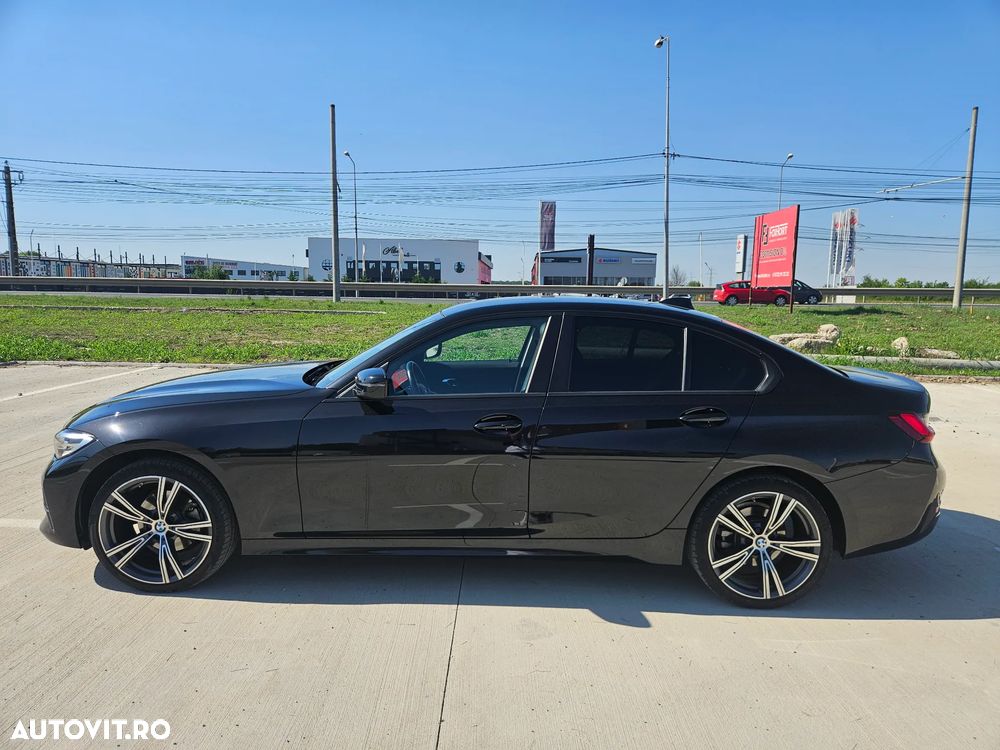 BMW Seria 3 320i xDrive AT - 9