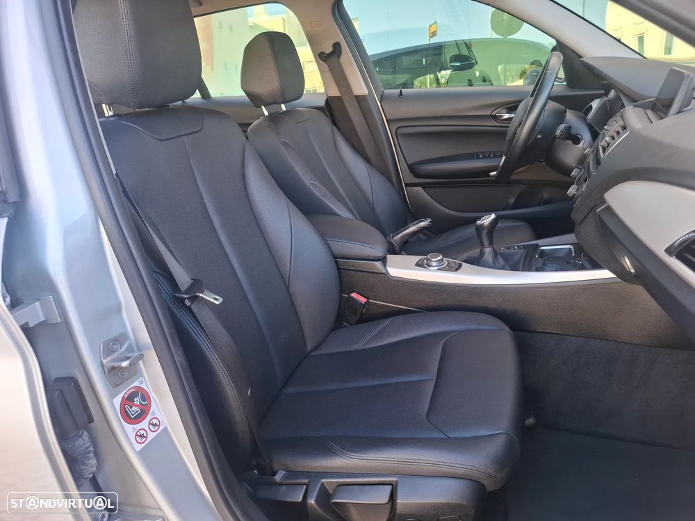 BMW 116 d EDynamics Advantage - 42