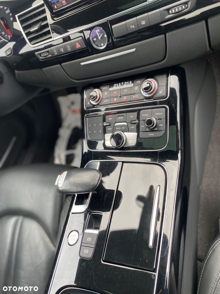 Audi A8 3.0 TDI DPF quattro tiptronic - 12