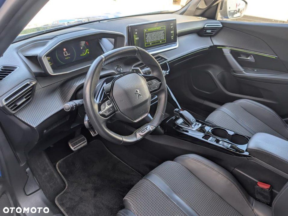 Peugeot 2008 - 12