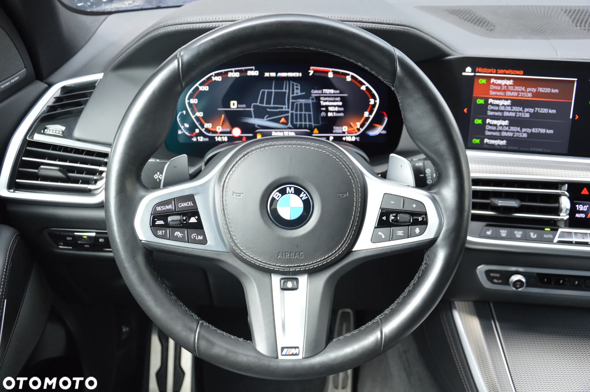 BMW X5 M M50i - 12