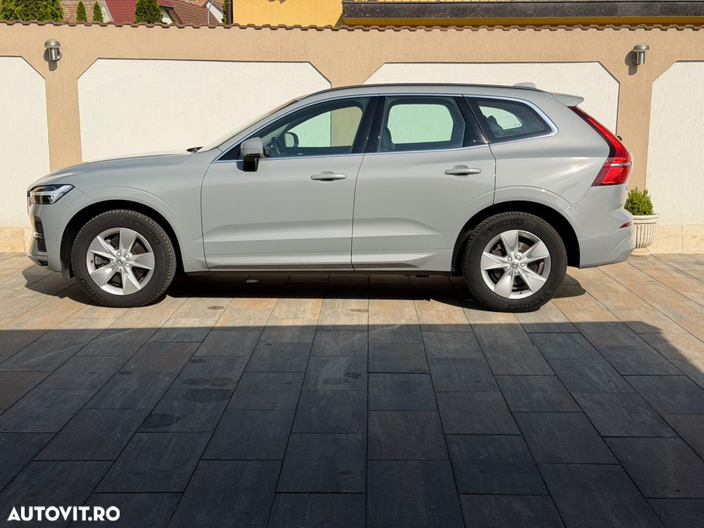 Volvo XC 60 B4 MHEV AT FWD Core - 20